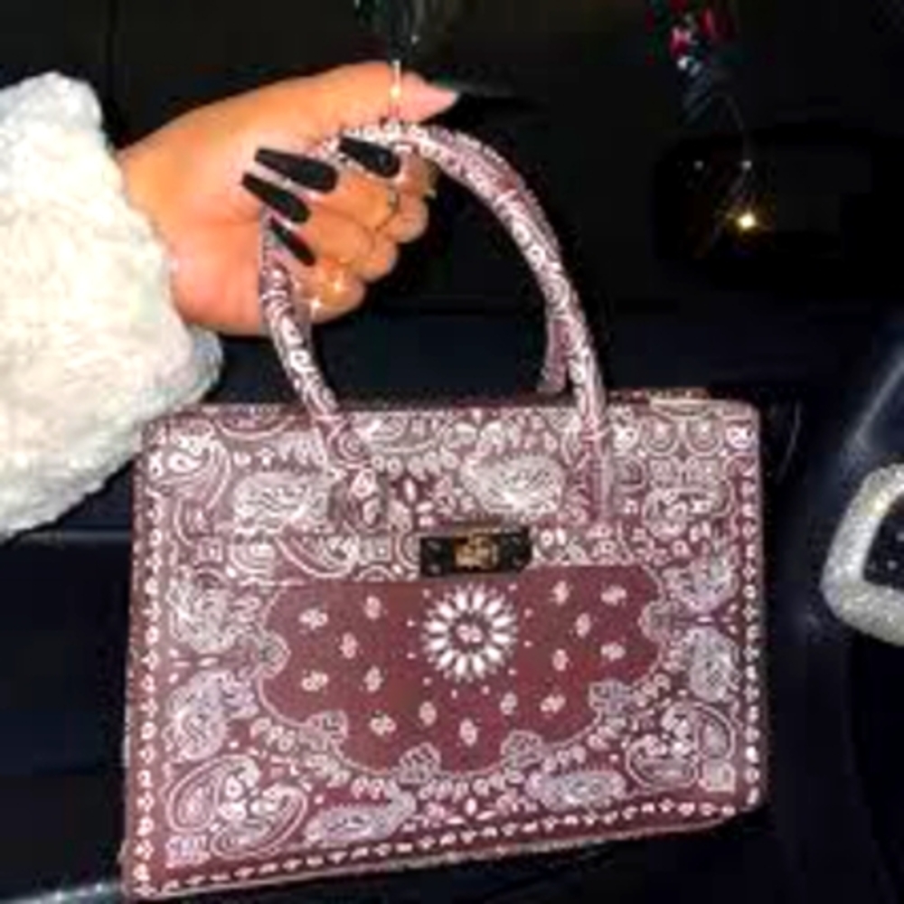 BROWN AND WHITE SATCHEL WITH PAISLEY PRINT